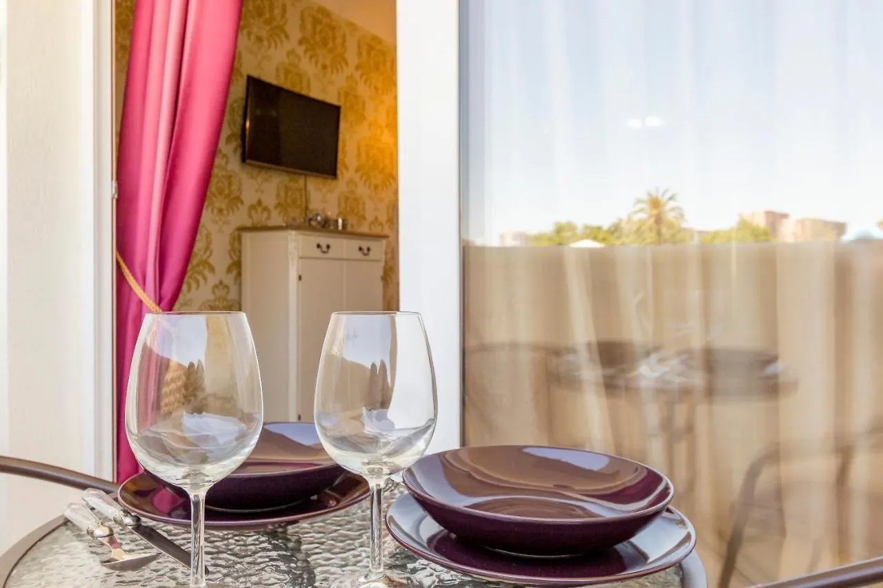 Benalbeach Premium Small Studio- 24H Access Benalmádena 0*,