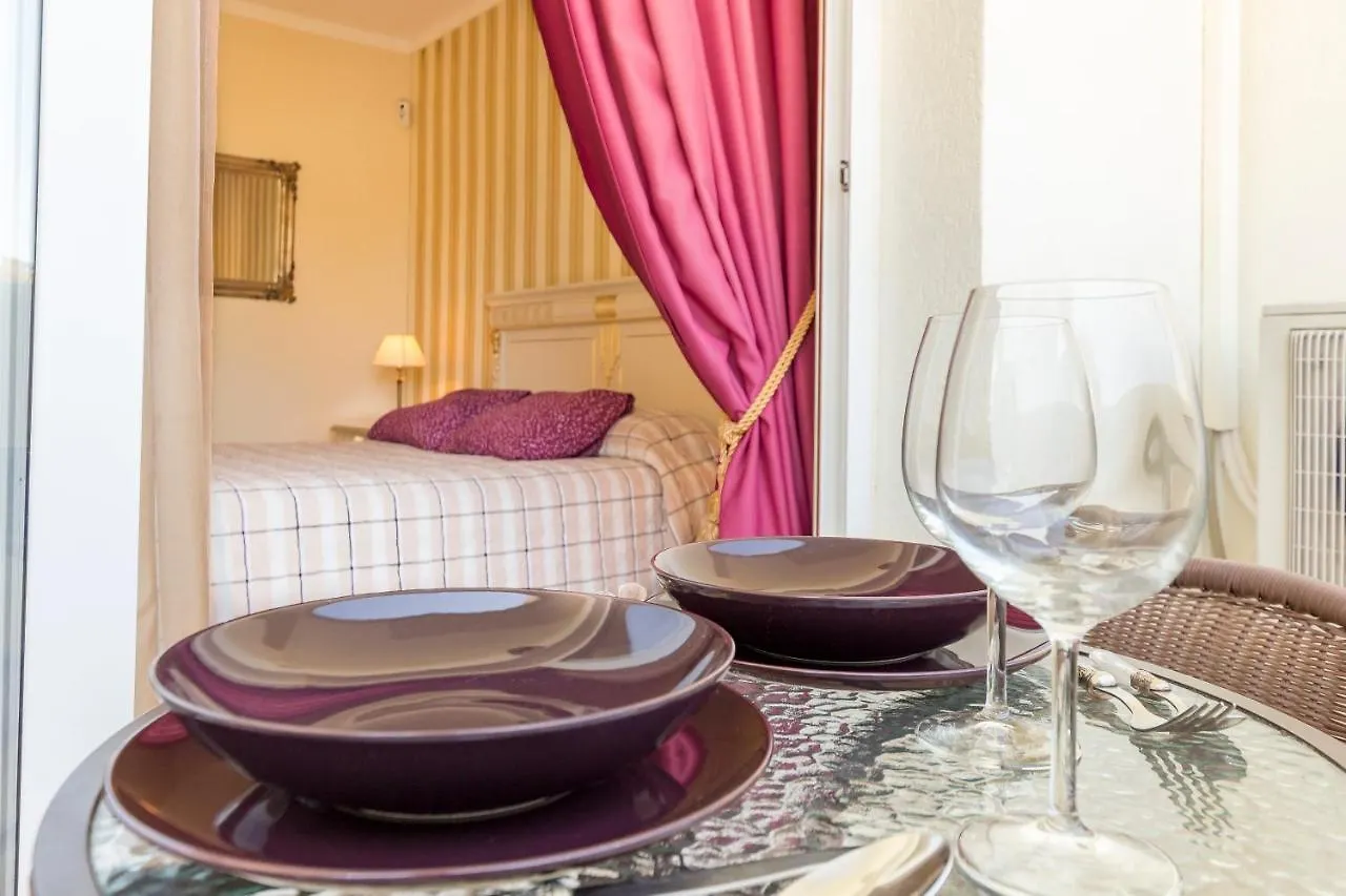 Benalbeach Premium Small Studio- 24H Access Benalmadena Apartment